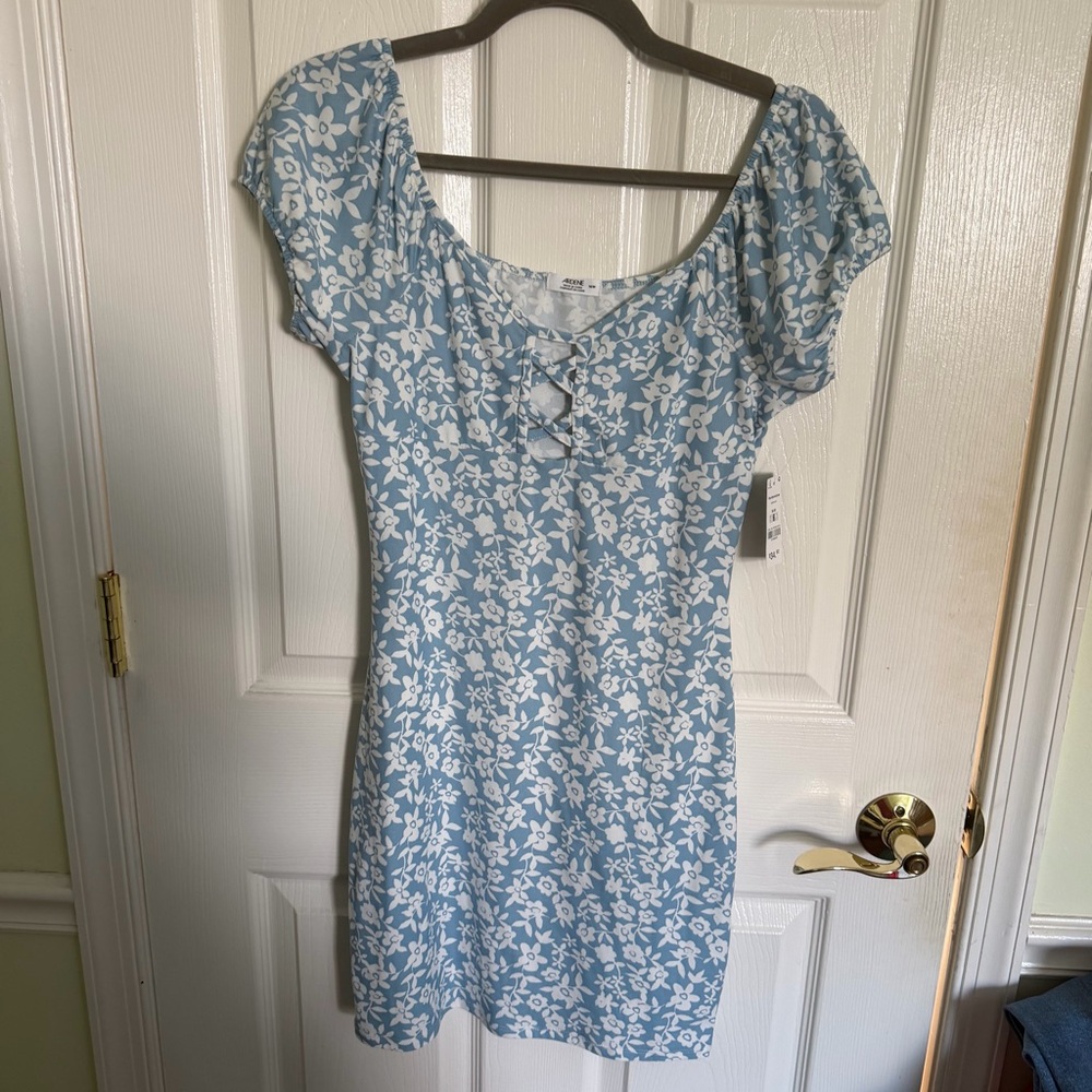 Ardene Blue and White Floral Mini Dress